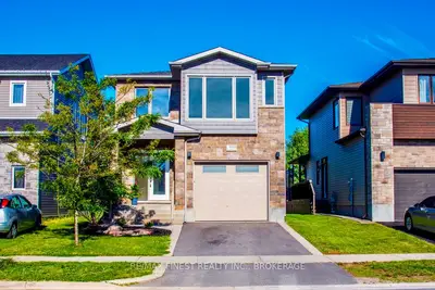 Detached in Kingston