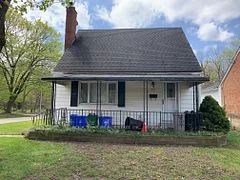 212 RATHOWEN Street, London North, ON N6H 2G2
