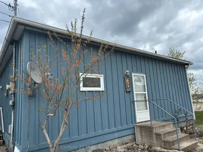 Detached in Meaford
