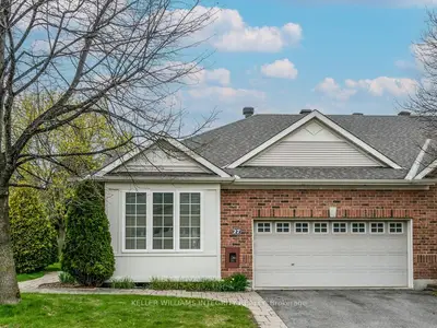 Att/Row/Townhouse in Kanata