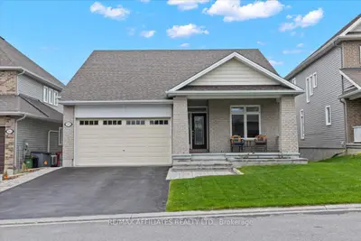 Detached in Orleans - Cumberland and Area