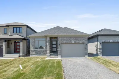 Detached in Belleville