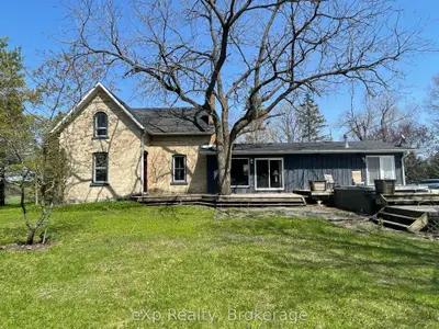 Detached in West Grey