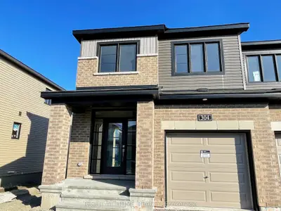 Att/Row/Townhouse in Kanata