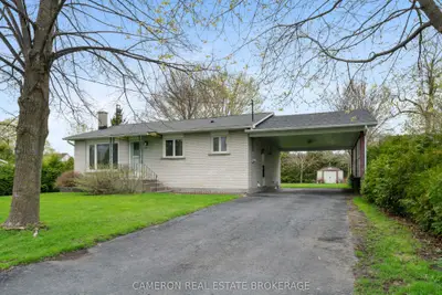 Detached in North Glengarry