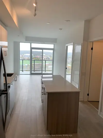 Condo Apartment in Hamilton