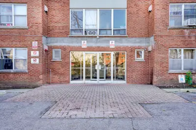 Condo Apartment in London South