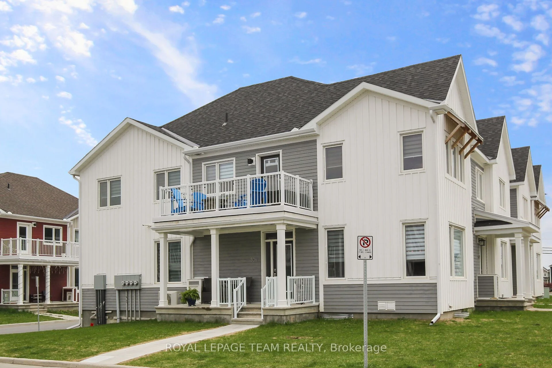 Att/Row/Townhouse in Stittsville - Munster - Richmond