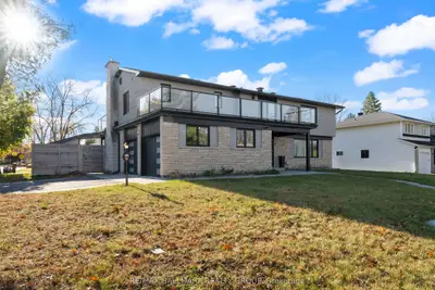 Detached in Barrhaven