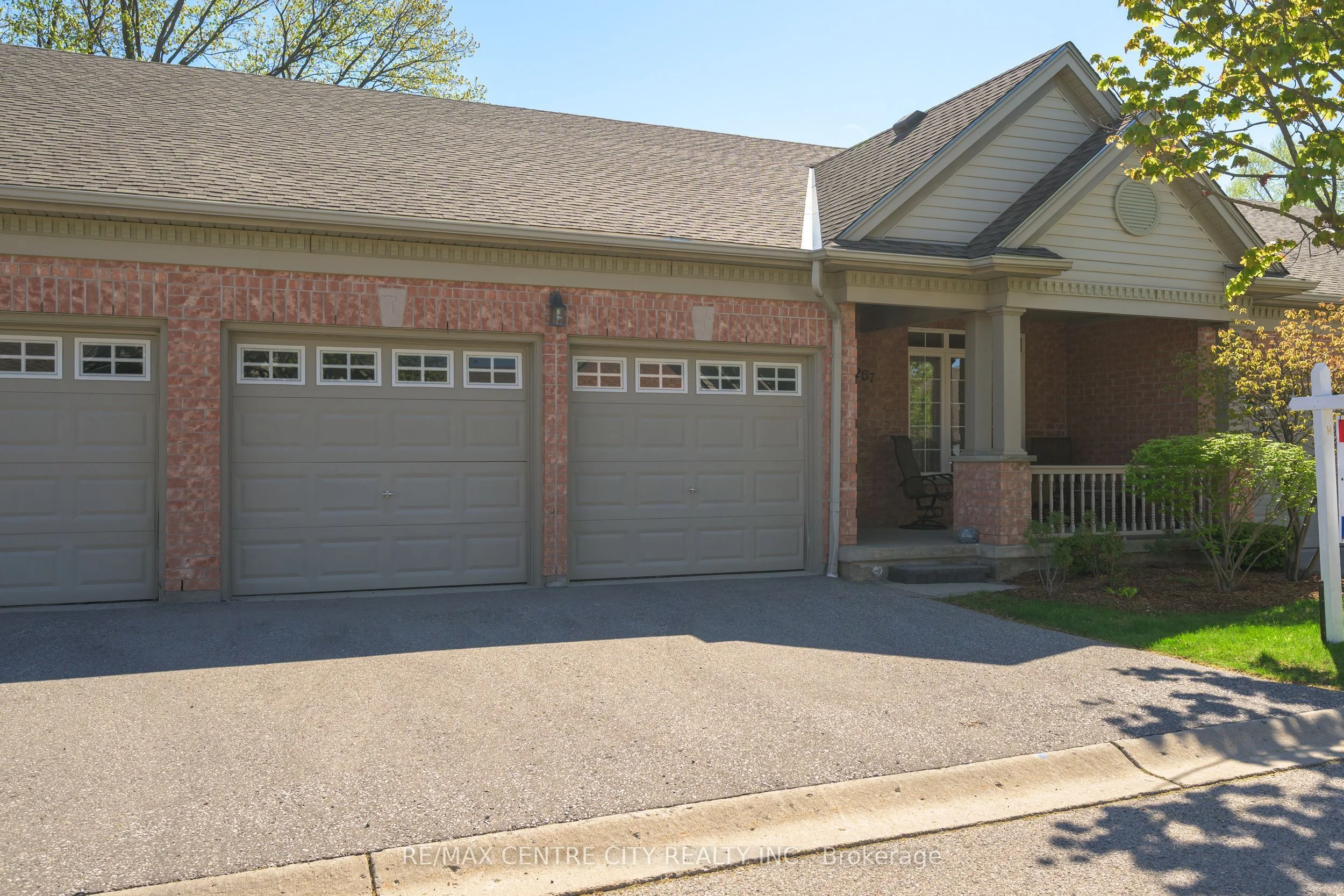2025 Meadowgate Boulevard 267, London South, ON N6M 1K9