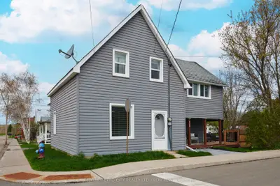 Detached in Renfrew