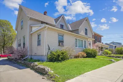 Fourplex in Norfolk