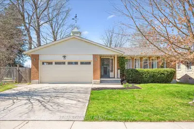 Detached in Guelph