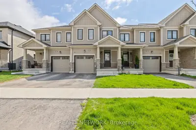 Att/Row/Townhouse in Thorold