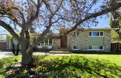 Detached in Crystal Bay - Rocky Point - Bayshore