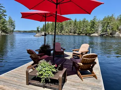 Detached in Gravenhurst