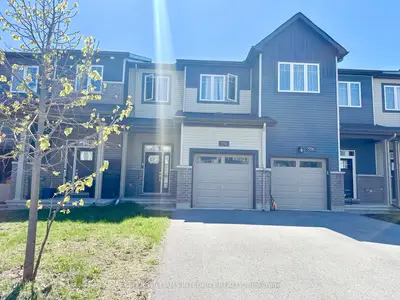 Att/Row/Townhouse in Barrhaven