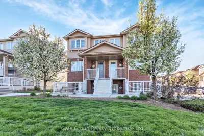 Condo Townhouse in Kitchener
