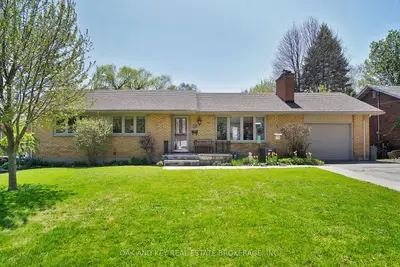 Detached in London North