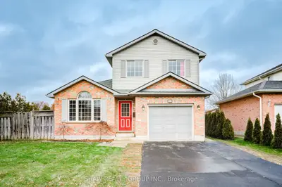 14 Windemere Avenue, Tillsonburg, On N4g 5m8
