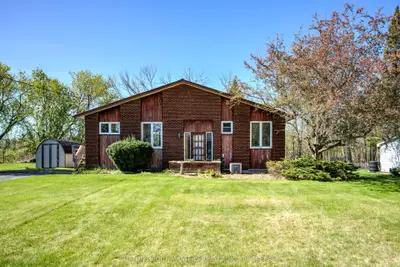 Detached in Frontenac