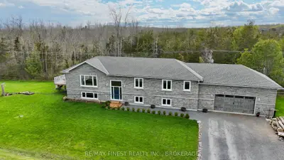 Detached in Loyalist