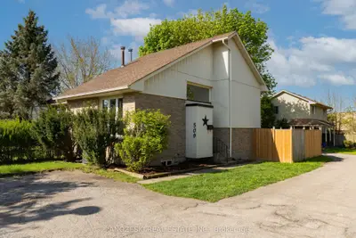 Semi-Detached in London South