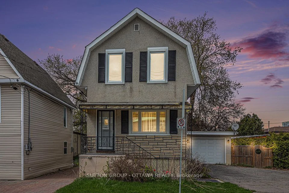 1341 Raven Avenue, Carlington - Central Park, ON K1Z 7Y3