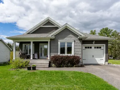 Detached in Hamilton Township