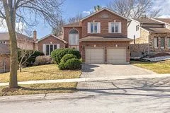 1537 Hillside Drive, London North, ON N6G 4M5