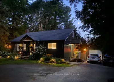Detached in Bracebridge