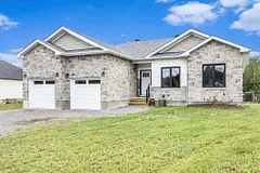 10552 Wylie Way, North Dundas, ON K0E 1S0