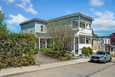 Duplex in West Centre Town
