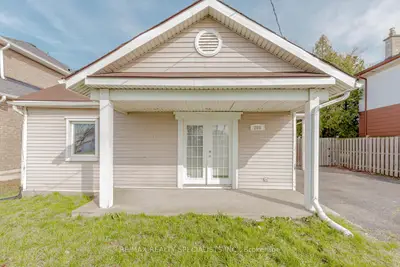 Detached in Hamilton