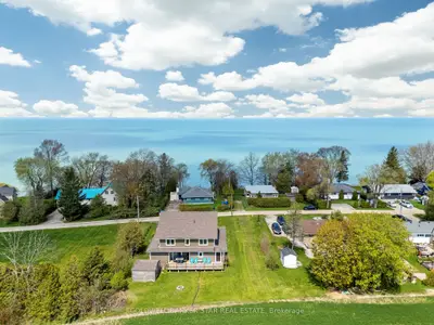 Detached in Bluewater