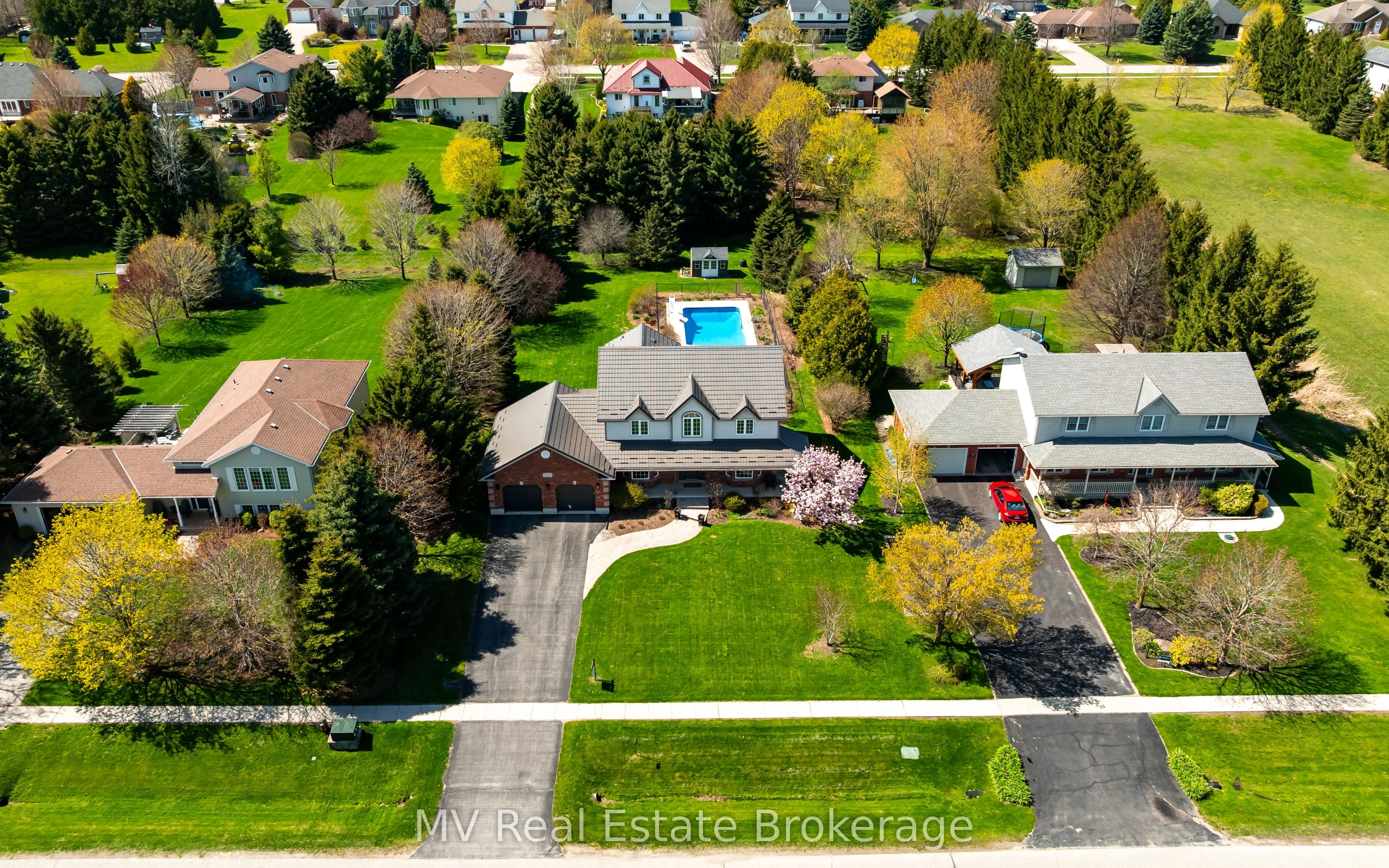 845 St. George Street E, Centre Wellington, ON N1M 3N6