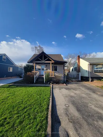 Detached in Hamilton