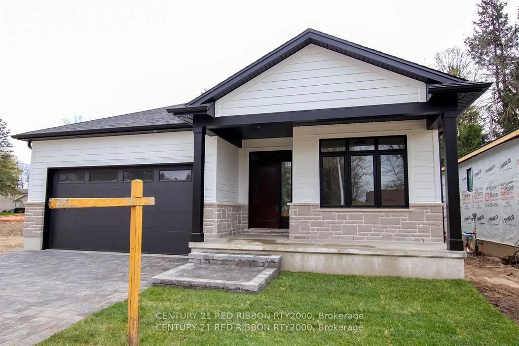 Detached in Strathroy-Caradoc