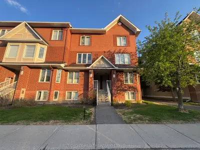 Condo Townhouse in Orleans - Cumberland and Area