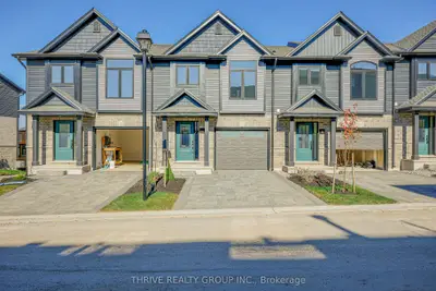 Condo Townhouse in London South