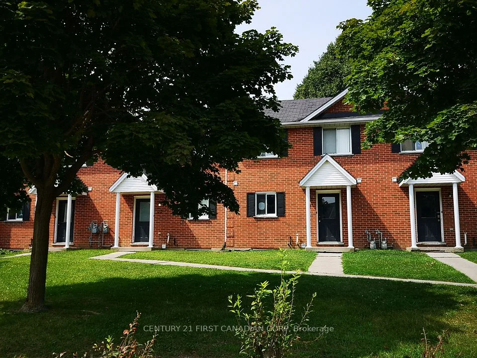 190 Fleming Drive 21, London East, ON N5V 5B8