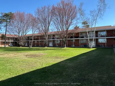 Condo Apartment in North Bay