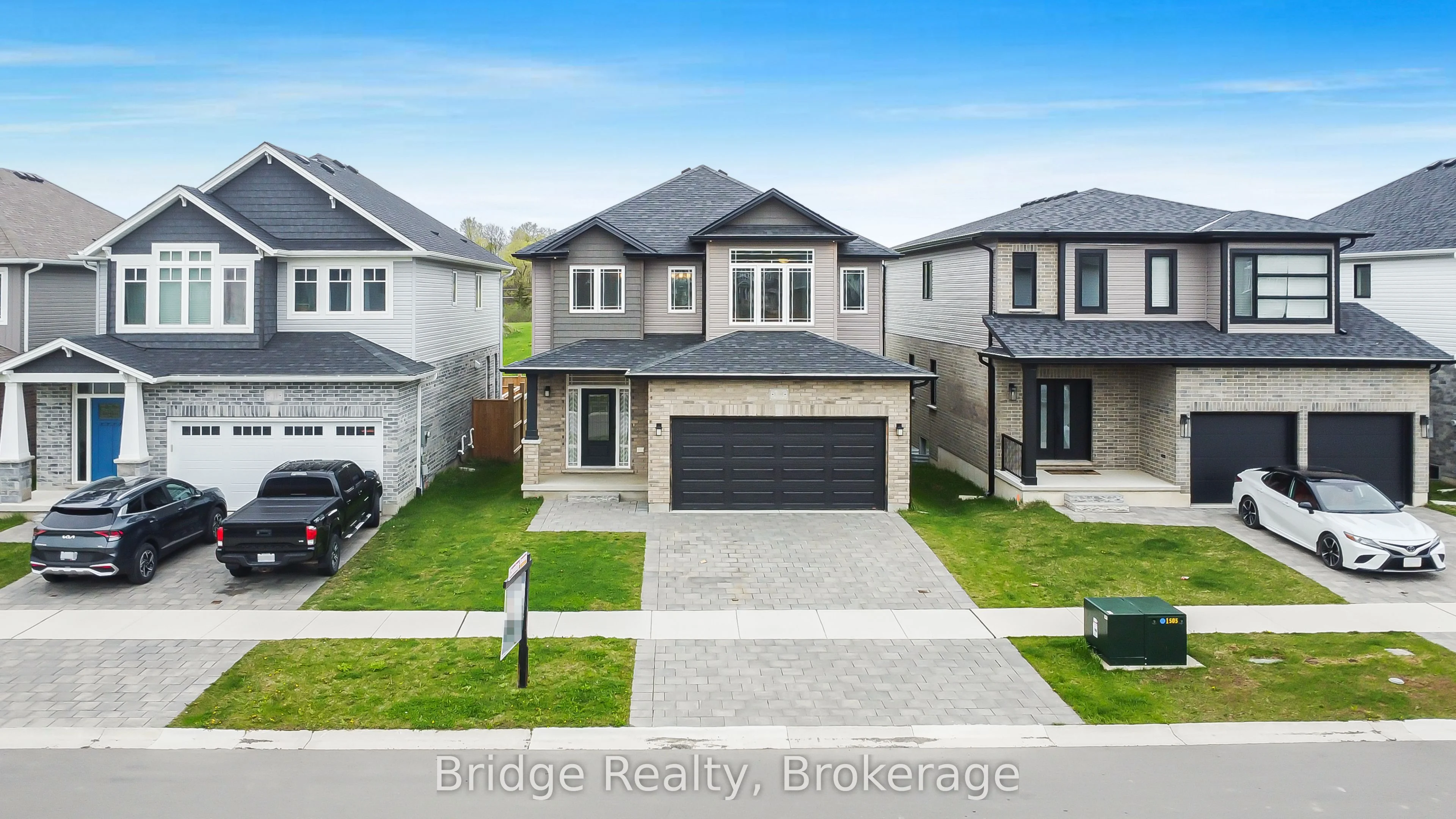 Detached in Ingersoll
