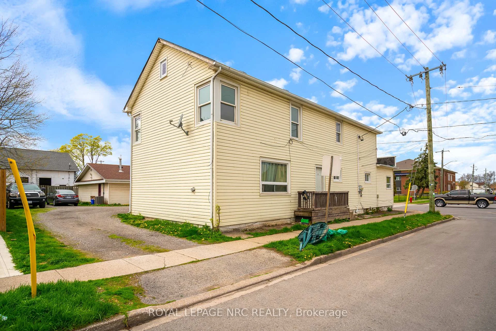 396 Main Street W, Port Colborne, ON L3K 3W1