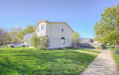 Semi-Detached in Waterloo