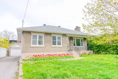Detached in Overbrook - Castleheights and Area