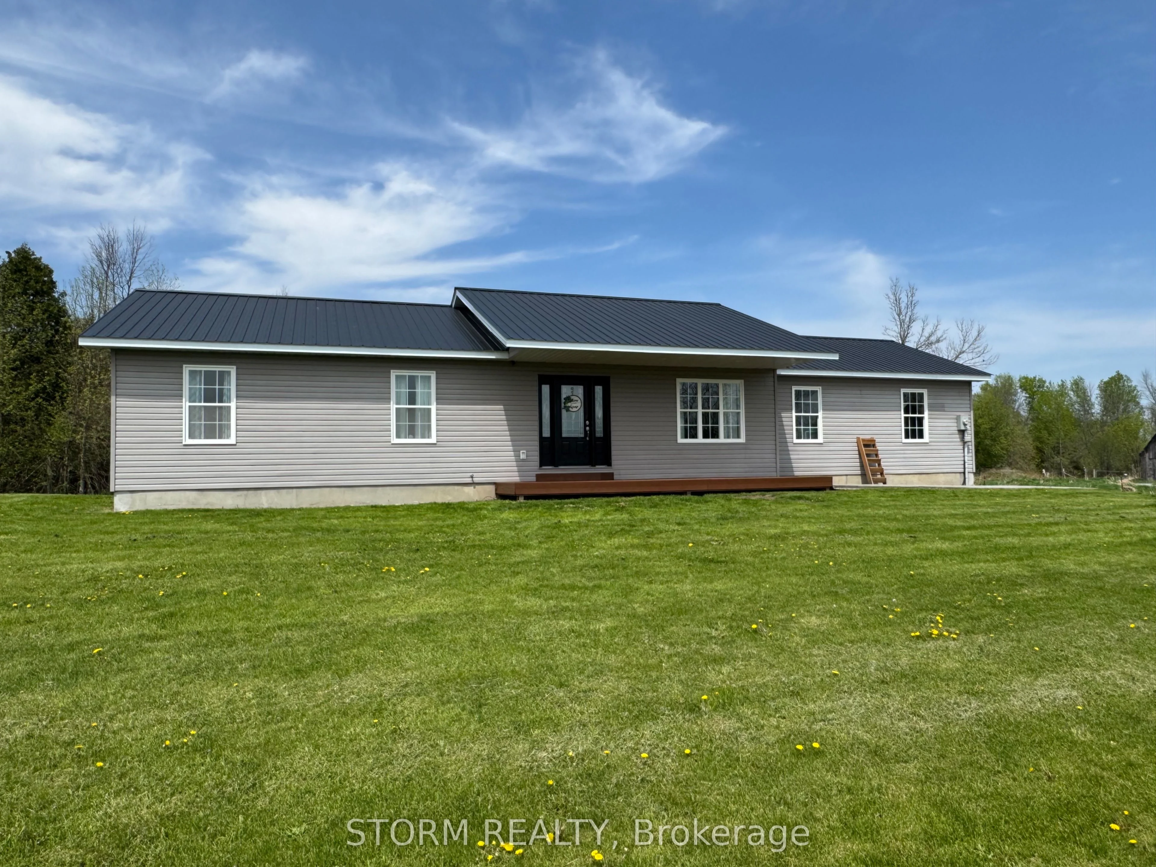 14211 Dafoe Road, South Stormont, On K0c 1m0