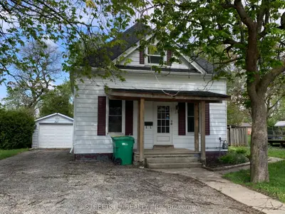Detached in Southwest Middlesex