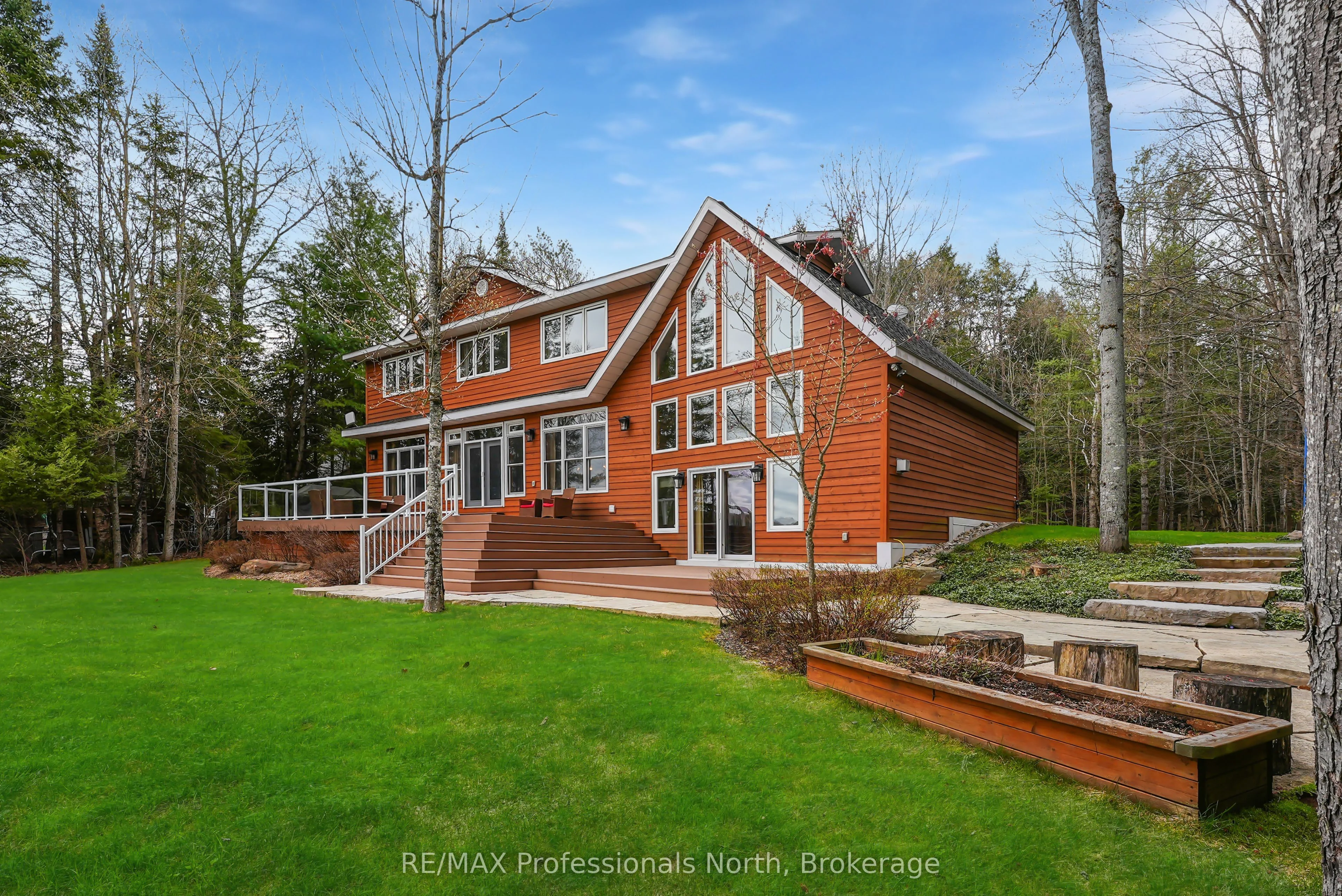 1182 Mountain View Road, Minden Hills, ON K0M 2K0