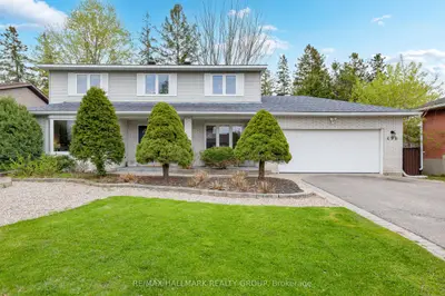 Detached in Overbrook - Castleheights and Area